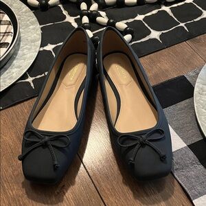 Liz Claiborne blue size 71/2W Ballet Flats New